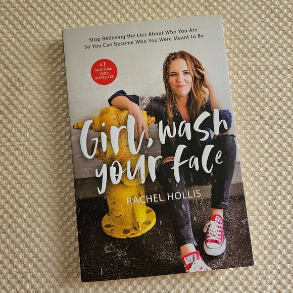 4/$40 2018 - Girl, wash your face by Rachel Hollis  - Paperback‎ - Picture 1 of 5